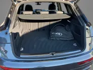 Audi Q5 50TFSIe 220KW/299PK S-edition · Panoramadak · Camera + parkeersensoren · Trekhaak ·