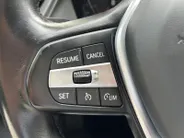 BMW 1 Serie 116i Introduction Edition Navi , parkeersensoren , climate , cruise , tel , lm velgen .