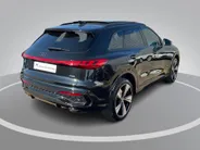 Audi Q5 40TFSIe 220KW/299PK Quatro S-edition Panoramadak · 360° Camera + parkeersensoren · Apple/Android Car Play · Fabrieksgarantie t/m 22-09-2029 of 100.000Km