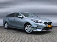 Kia Ceed Sportswagon 1.0 T-GDi DynamicPlusLine | Stoel- & stuurverwarming | Camera | LED | Navi | Elek. achterklep |