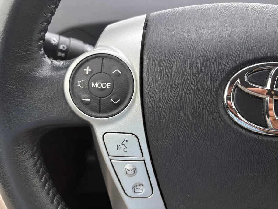 Toyota Prius 1.8 Business |Cruise control| Climate controle| Automaat| 12 maanden Bovag Garantie|