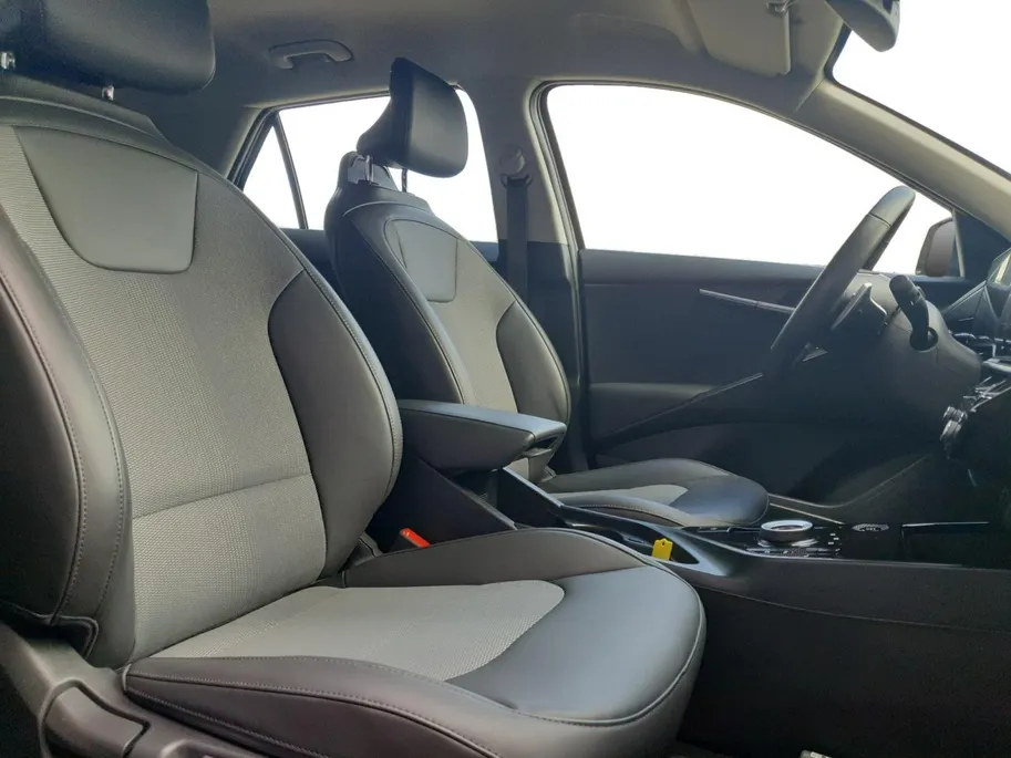 Kia Niro 1.6 GDi Hybrid DynamicLine | Trekhaak | Navigatie | Camera | Adaptieve cruise control | Apple Carplay / Android Auto | Verbruik 1 op 20!