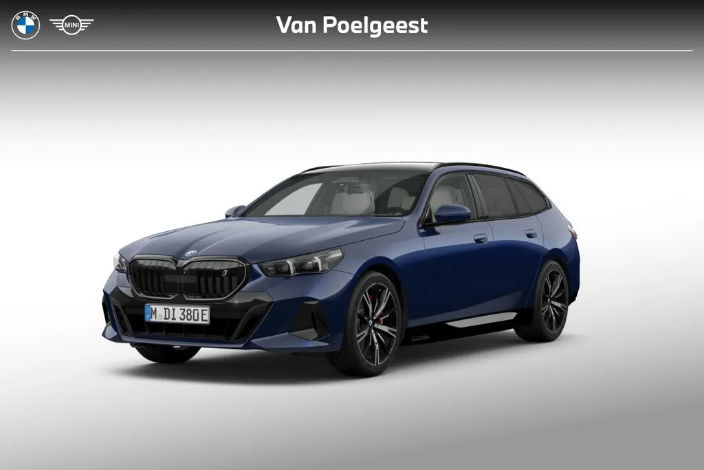BMW i5 Touring xDrive40 84 kWh