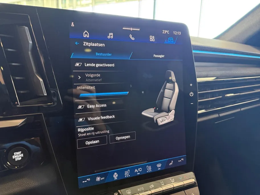 Renault Austral 1.2 E-Tech full hybrid 200 esprit Alpine *Panaroma*Aut*Navi+360Camera*Climate*Adaptive Cruise*Stoel/Stuur Verw.*Als Nieuw!