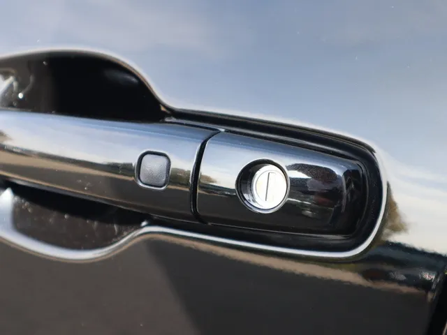 Suzuki Swift 1.2 Style Smart Hybrid AdaptiveCruise | Carplay | Keyless VERKOCHT