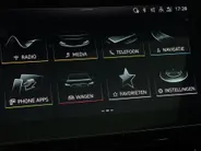 Audi e-tron 55 300kW/408PK S Line 95Kwh · SOH 94,6% · Panoramadak · Leder/Alcantara · 360°Camera + Parkeersensoren · Stoelverwarming ·
