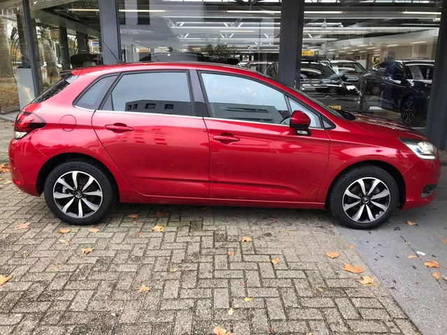 Citroën C4 PureTech 130pk Feel Edition
