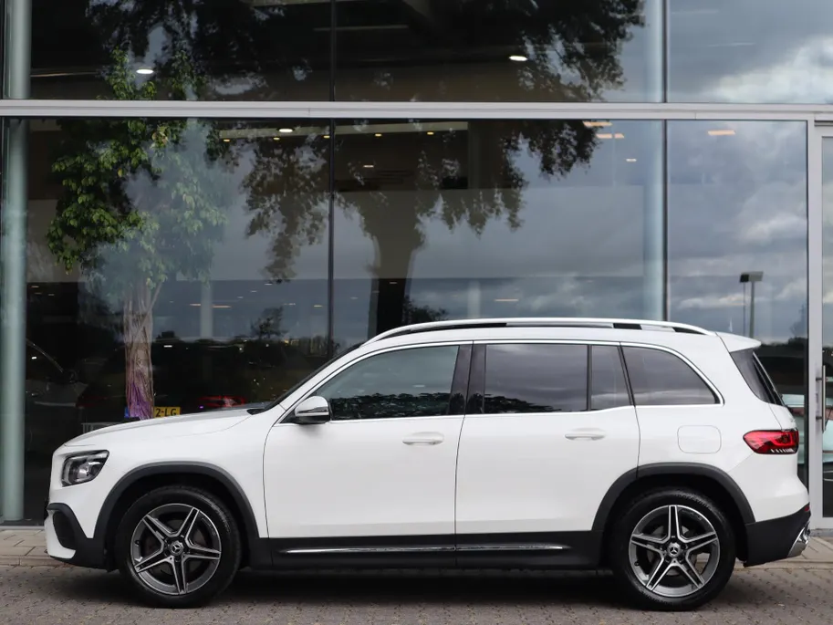 Mercedes-Benz GLB 200 Premium Plus l Trekhaak l Panoramadak l Carplay