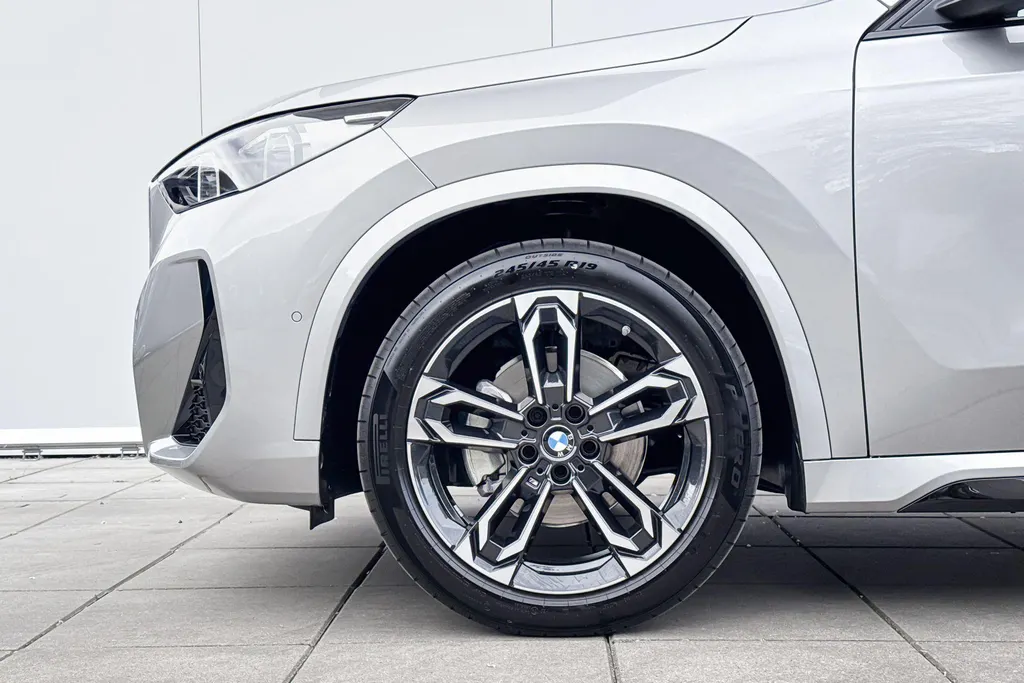 BMW iX1 eDrive20 M Sport Edition