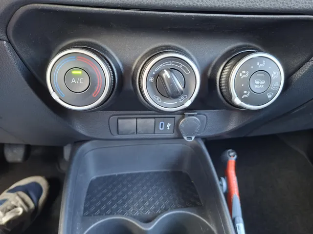 Toyota Aygo X 1.0 VVT-i MT Play CAMERA | CRUISE | NL-auto | rijklaarprijs !!