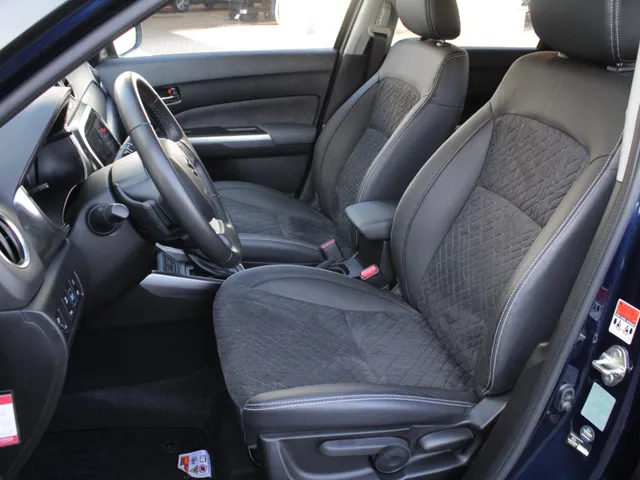 Suzuki Vitara 1.5 Hybrid Style Automaat | Navi | Adap. Cruise | Clima | Camera | Trekhaak