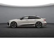 Audi A6 Sportback e-tron S edition 286 PK · Lederen bekleding · Privacy glas · 21' LM Velgen