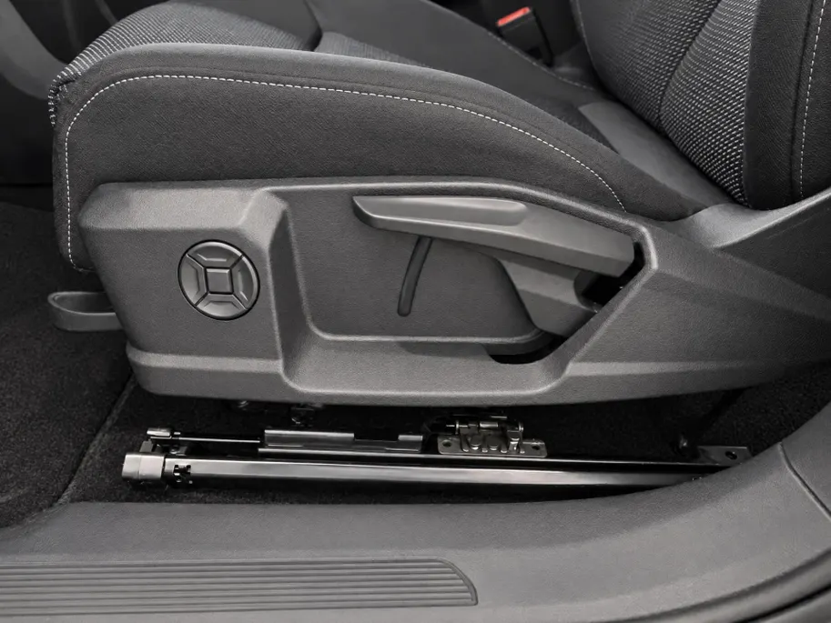 Audi Q4 Q4 S edition 204 PK · Trekhaak elek. wegklapbaar ·  Lendensteunen · Opberg- en bagageruimtepakket