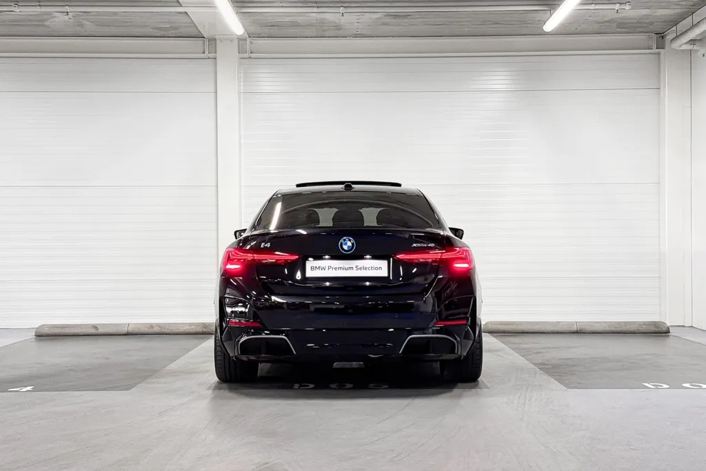 BMW i4 xDrive40