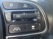 Kia Niro 1.6 GDi Hybrid DynamicPlusLine AUTOMAAT | Trekhaak | Stoel/Stuur verwarming | Adaptieve Cruise | Groot scherm Navigatie | Digitaal cockpit | Apple Carplay/Android Auto | Camera | Climate