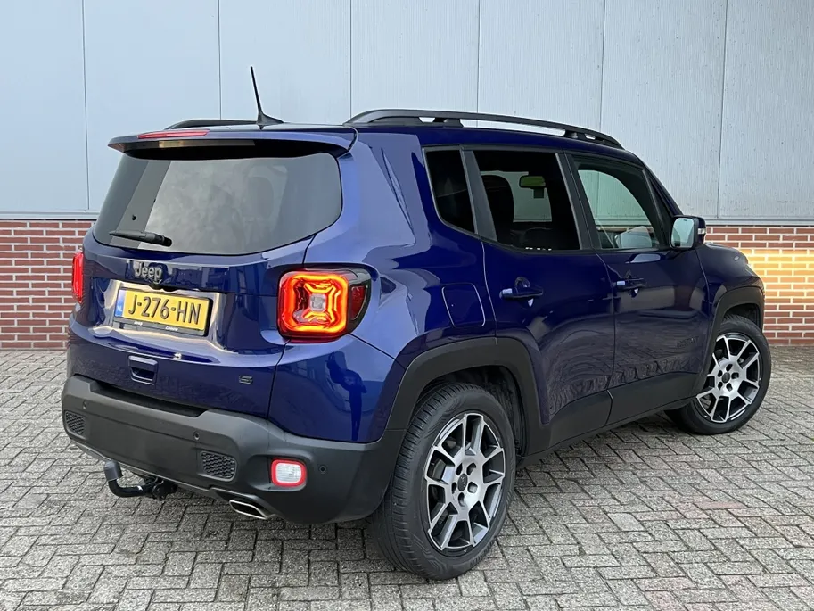 Jeep Renegade 1.3 Turbo 150 PK S | Pano | Leder | Trekhaak | LED | 19' VERKOCHT