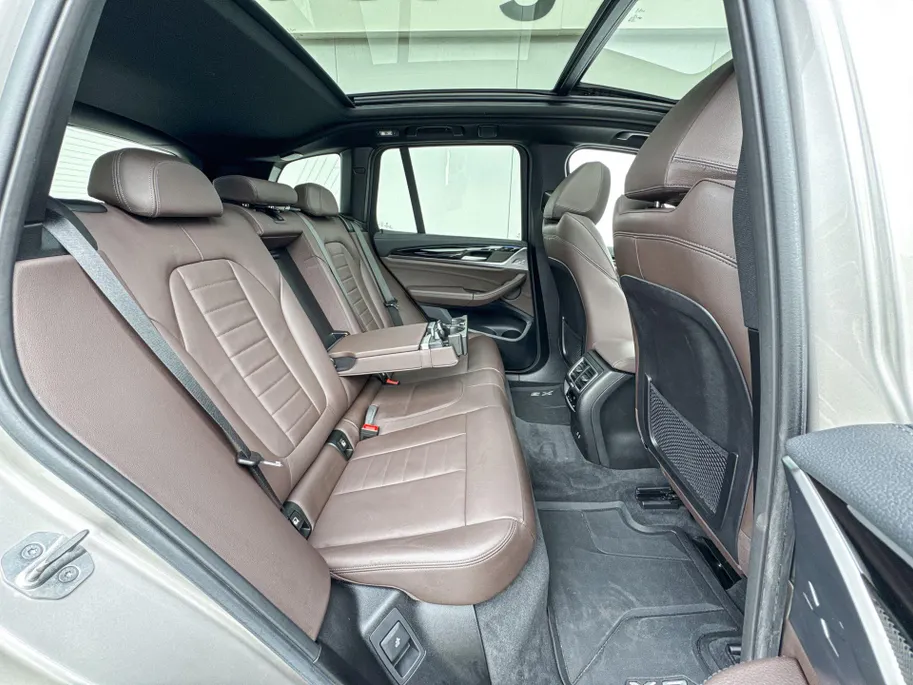 BMW iX3 High Executive