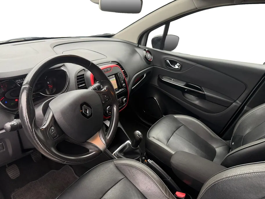 Renault Captur 0.9 TCe Xmod Two Tone | Lederen Bekleding | Achteruitrijcamera | Climate Control | Stoelverwarming | 12 maanden garantie! |