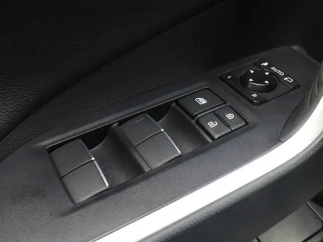Toyota RAV4 2.5 Hybrid AWD Bi-Tone