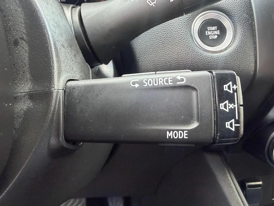 Renault Captur 1.6 E-Tech Hybrid 145 Intens | Automaat | Parkeersensoren | Camera | Cruise & Climate Control | Apple Carplay & Android Auto | 12 Maanden BOVAG Garantie