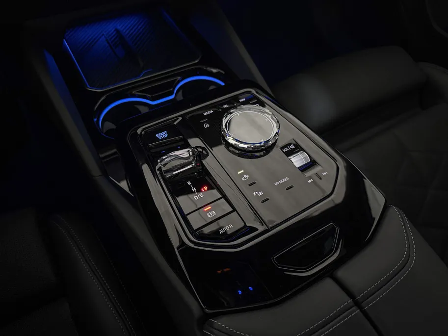 BMW i5 Touring xDrive40 84 kWh