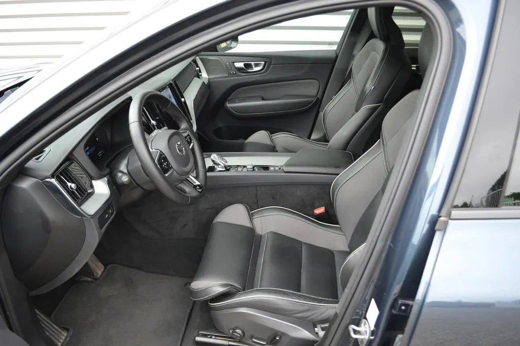 Volvo XC60 T8 PLUG-IN HYBRID AWD ULTIMATE