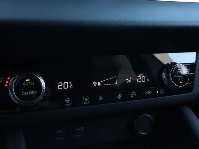 Mitsubishi Outlander 2.4 PHEV Intense+ | Stoel/Stuur Verwarming | Apple/Android Auto | 360* Camera |