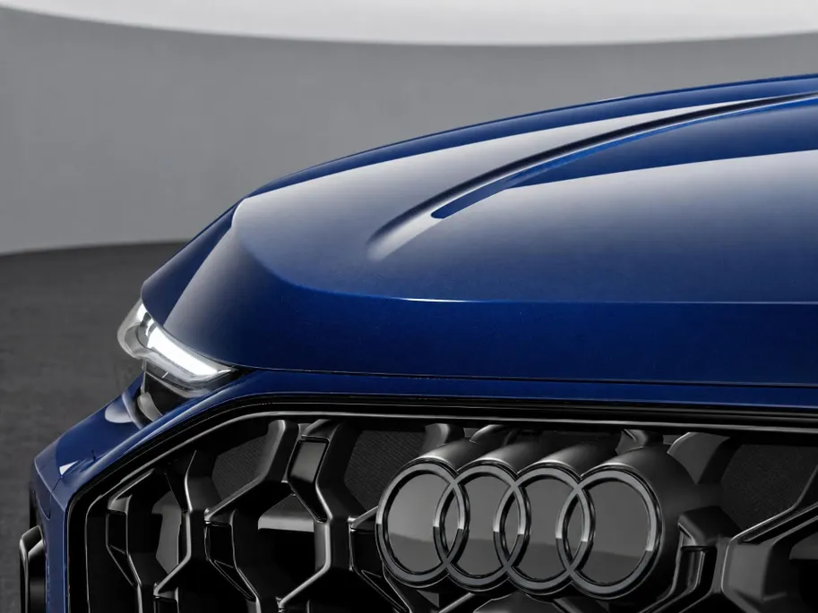 Audi Q5 e-hybrid quattro S edition Competition 367 PK · Trekhaak elek. wegklapbaar · Winterpakket · Privacy glas