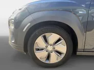 Hyundai Kona EV Fashion Design 39 kWh | Zeer nette auto | Dealer onderhouden | SOH 89,7% | Zeer compleet | Stoel & stuurverwarming | Apple Carplay / Android Auto |