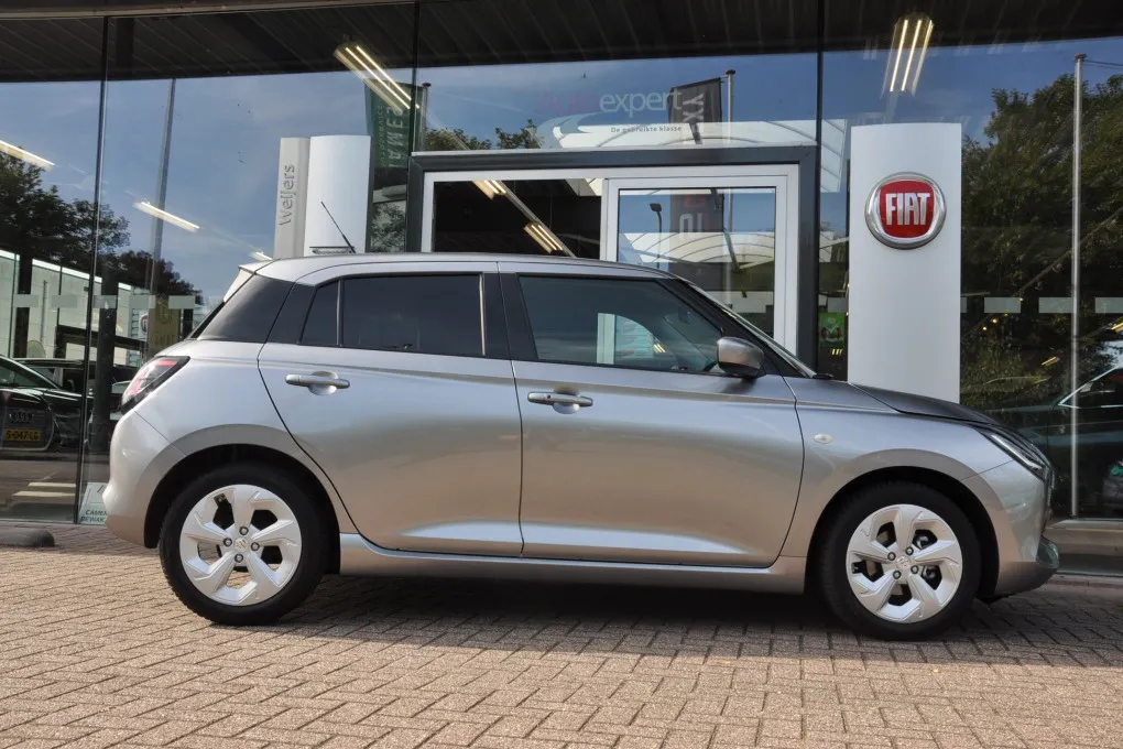 Suzuki Swift 1.2 Select SmartHyb. Camera PDC