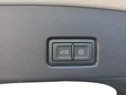 Audi Q4 e-tron 35 Launch edition Advanced 55 kWh | 1e Eigenaar | Dealer onderhouden | Android Auto/ Apple Carplay | Adaptieve Cruise Control | Dodehoekdetectie | Navigatie pack | 20'' velgen | 12 maanden garantie