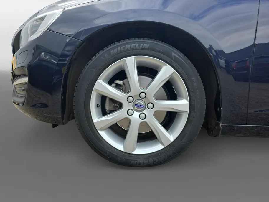 Volvo S60 1.5 T2 Kinetic | Automaat | Stoelverwarming | Navigatie | Climate Control | Goed onderhouden! | 12 maanden garantie! |