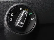 Volkswagen T-Roc 1.5 TSI 150pk DSG Sport Apple/Android Car Play · Elek. Achterklep · Stoelverwarming · Cruise Control · Navigatie ·
