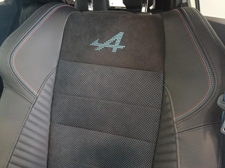 Renault Rafale 1.2 E-Tech full hybrid 200 esprit Alpine | Profiteer nu van €4.000,- Zeeuw & Zeeuw voorraadkorting | Uit voorraad  leverbaar op = op