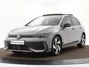 Volkswagen Golf 1.5 eHybrid 272pk DSG GTE · Panoramadak · Camera · Matrix LED · Stuur- & Stoelverwarming · Head-Up Display · Garantie t/m 09-09-2030 of 100.000km