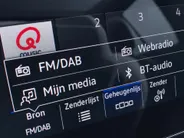 Volkswagen T-Roc 1.5TSI/150PK R-Line Black Style · Panoramadak · Camera + Parkeersensoren · Keyless · Apple/Android Car Play · Stoelverwarming · Garantie t/m 20-08-2027
