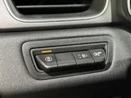 Renault Captur 90PK TCe Techno | Pack Winter | Navi | Climate Control | Camera | Parkeersensoren | Apple CarPlay/Android Auto | Lichtmetalen Velgen | Full LED | Armsteun | Digital Cockpit |