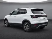 Volkswagen T-Cross 1.0 TSI 110pk DSG Life · Camera · Apple/Android Car Play · Afneembare Trekhaak · Virtual Cokcpit · Stoelverwarming ·