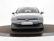 Volkswagen Golf 1.0 eTSI 110pk DSG Life · Camera · Apple/Android Car Play · Navigatie · P-Sensoren · Sfeerverlichting · 16'' Inch · Garantie t/m 06-02-2028 of 100.000km