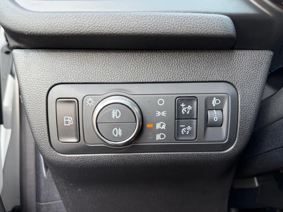Ford Kuga 2.5 PHEV ST-Line | NL auto | 1500 kg trekgewicht | Automaat | Winter pack | Achteruitrijcamera | Parkeersensoren voor en achter | Cruise control | Apple carplay & Android auto | Bovag garantie |