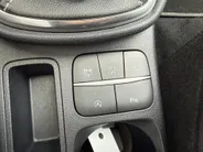 Ford Fiesta 1.0 EcoBoost Titanium 100PK | Winter Pack | Keyless Entry | Apple Carplay & Android Auto | Parkeersensoren voor & achter