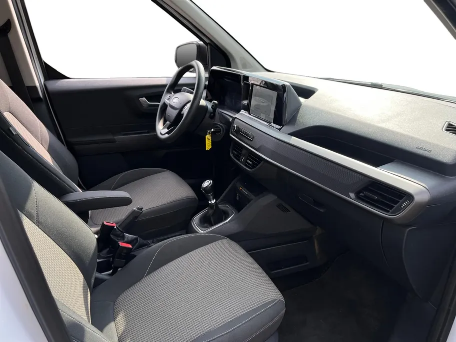 Ford Tourneo Courier 1.0 EcoBoost | Apple Carplay/Android Auto | Navigatie | Camera | Climate Control | Parkeersensoren | Stuurbediening | Hoge Instap