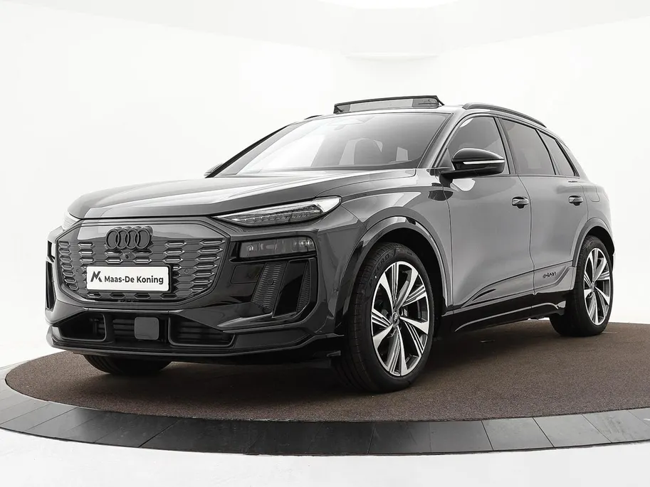 Audi Q6 e-tron SQ6 quattro 100 kWh 490pk · SOH 98% · Panoramadak · 360 Camera · Inklapbare Trekhaak · Warmtepomp · Elek. Stoelen + Geheugen · Garantie t/m 06-10-2030 of 100.000km