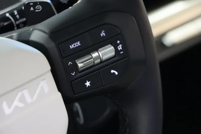 Kia EV4 GT PlusLine 81,4 kWh Fastback