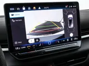 Volkswagen T-Roc R-Line First Edition 1.5 eTSI 150 PK 7 versn. DSG · Electrische achterklep · Achteruitrijcamera · Draadloze telefoonlader · Voorraad OUTLET · Prijs is inclusief inruilpremie ·