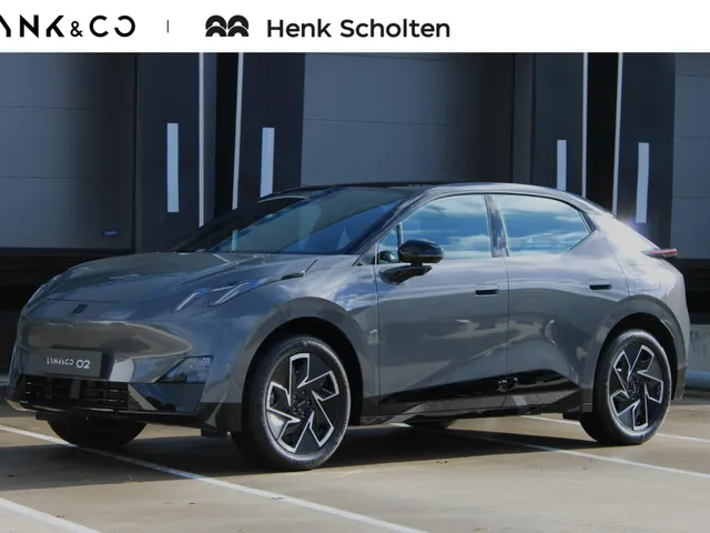 Lynk & Co 02