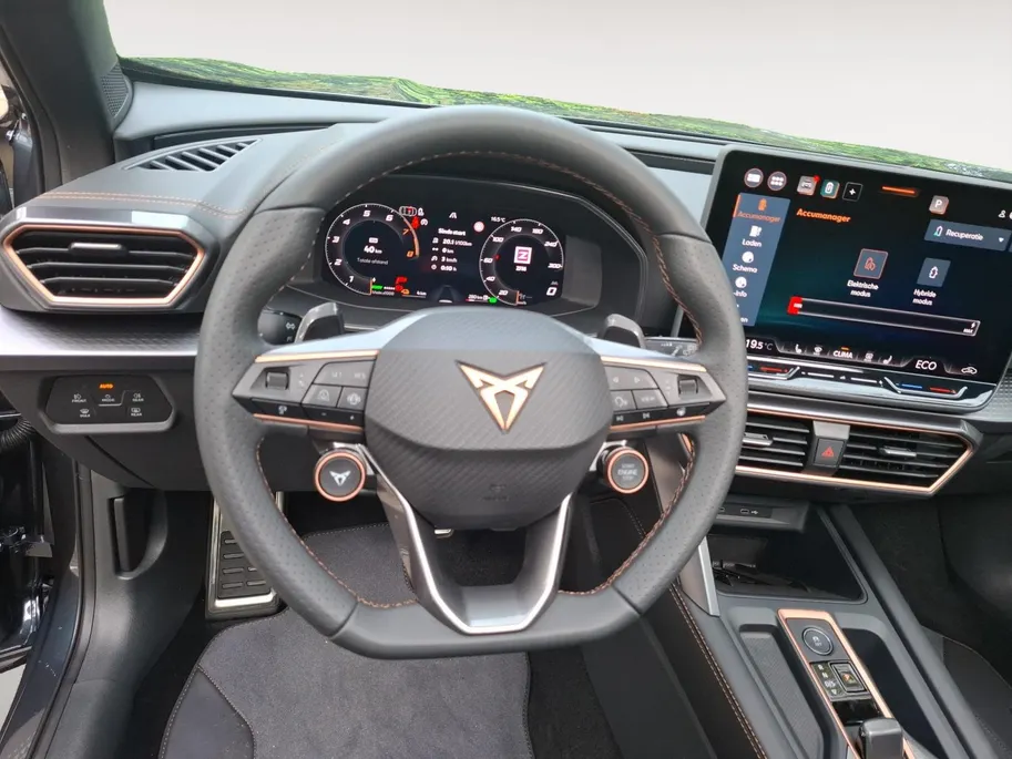 CUPRA Formentor 1.5 TSI e-Hybrid Business | NIEUWE AUTO | ELEKTRSICH WEGKLAPBARE TREKHAAK | STOEL & STUURVERWARMING | SCHUIFKANTELDAK |