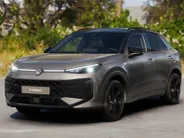 Volkswagen T-Roc R-Line Edition 1.5 Hybrid 170 PK 7 versn. DSG · High-end geluidsysteem Harman Kardon · Panoramaschuif-kanteldak · Trekhaak · Prijs is inclusief inruilpremie ·