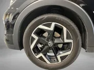 Volkswagen T-Cross 1.5 TSI 150pk DSG R-Line · Trekhaak · Apple/Android Car Play  Camera · Navigatie · Stoelverwarming · P-Sensoren · 17'' Inch · Garantie t/m 26-10-2027
