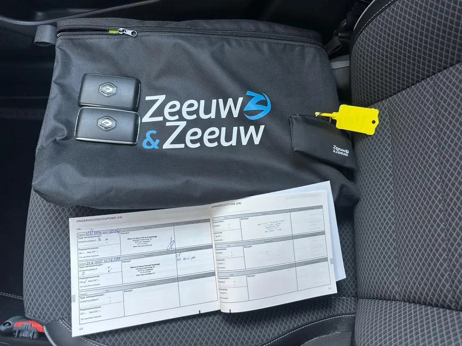 Renault Arkana 1.6 E-Tech hybrid 145 techno | Automaat | Camera | Parkeersensoren | Apple Carplay & Android Auto | Navigatie | All Season Banden | 12 Maanden BOVAG Garantie